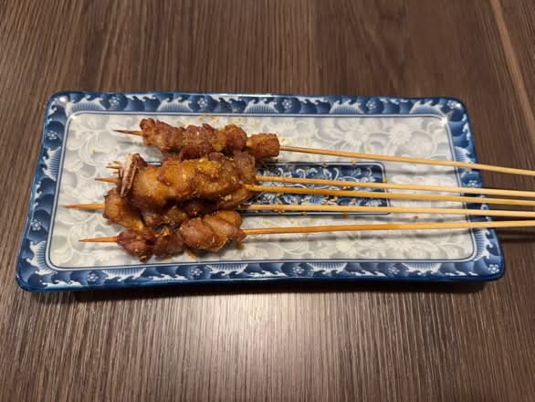 Lamb Chop Skewers (香酥羊排串)